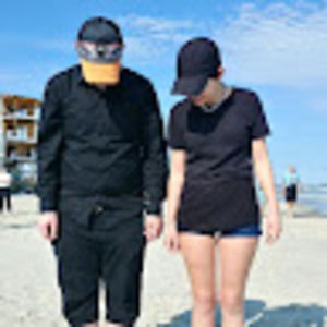 Meet your Posher, Dustin